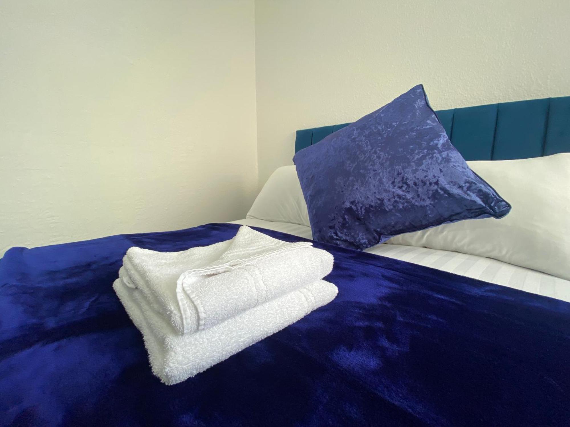 The New Athena Hotel Μπλάκπουλ Εξωτερικό φωτογραφία